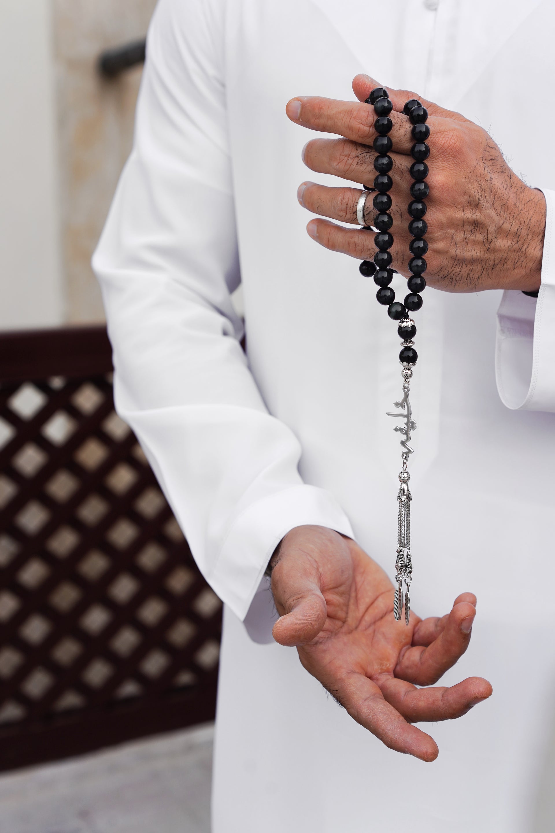 مسباح عين النمر الاسود